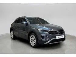 Used 2025 VW T-Roc SUV | £26,456 (Fair price)