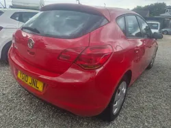 Red Used 2010 Vauxhall Astra Hatchback | £1,999