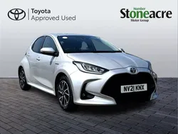 Silver Used 2021 Toyota Yaris Hybrid Design Hatchback | £15,850 (Fair price)