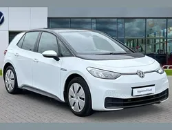 Glacier white metallic black Used 2021 VW ID.3 Pro Performance Hatchback | £13,968 (Fair price)