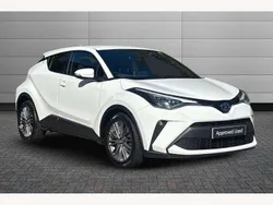Pure white Used 2023 Toyota C-HR SUV | £18,450 (Fair price)