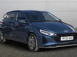 Blue New 2024 Hyundai i20 Advanced Hatchback | £23,394 (Expensive)