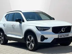White Used 2025 Volvo XC40 Plus SUV | £32,950 (Fair price)
