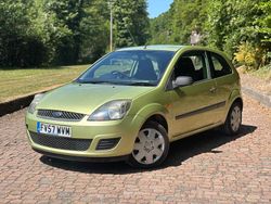 Green Used 2007 Ford Fiesta Style Hatchback | £1,650 (Fair price)