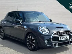 Grey Used 2019 Mini Cooper S Exclusive Hatchback | £16,212 (Fair price)
