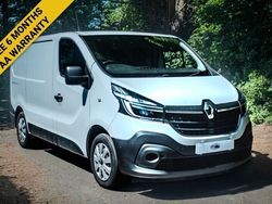 White Used 2019 Renault Trafic Business Van | £8,650 (Good price)