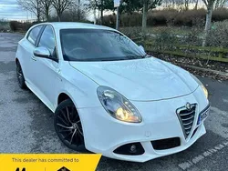 White Used 2013 Alfa Romeo Giulietta Hatchback | £5,350