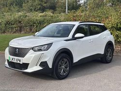 White Used 2021 Peugeot e-2008 Active Premium SUV | £12,300 (Good price)