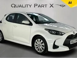 White Used 2022 Toyota Yaris Hybrid Hatchback | £11,650 (Good price)