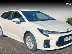 White Used 2022 Suzuki Swace SZ-T Estate | £16,600 (Fair price)