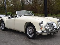 Ld enggglish white Used 1959 MG 1600 Cabriolet | £27,495