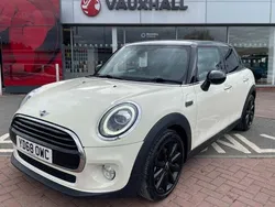 White Used 2018 Mini Cooper D Chili Hatchback | £9,881 (A bit pricey)