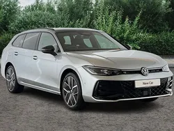 Oyster silver with black roof New 2025 VW Passat R-line | £42,990