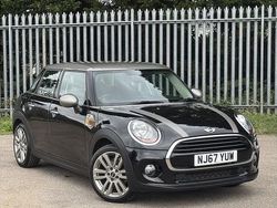 Midnight black Used 2017 Mini Cooper Hatch Hatchback | £12,745 (Fair price)