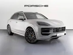 Crayon New 2025 Porsche Cayenne SUV | £96,845