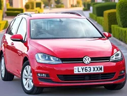 Red Used 2013 VW Golf VII Estate | £6,595 (Fair price)
