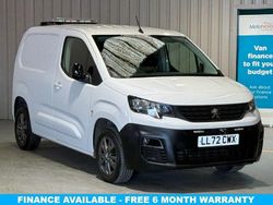 White Used 2022 Peugeot Partner Premium MPV | £12,985 (Expensive)