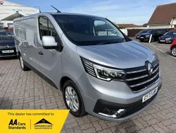 Grey Used 2023 Renault Trafic Van | £19,500 (Fair price)