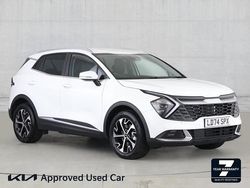 White Used 2024 Kia Sportage SUV | £27,500 (Super price)
