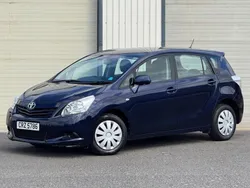 Blue Used 2011 Toyota Verso T2 MPV | £2,500 (Good price)