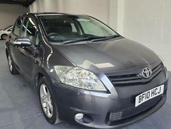 Grey Used 2010 Toyota Auris Hatchback | £3,795 (Fair price)