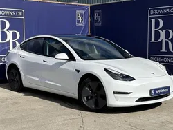 White Used 2022 Tesla Model 3 Sedan | £22,499 (Fair price)