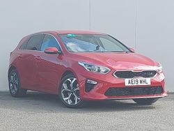 Red Used 2019 Kia Ceed 3 Hatchback | £12,998 (Fair price)