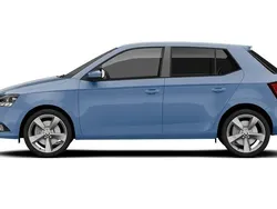 Metallic denim blue Used 2018 Skoda Fabia SE Hatchback | £7,350 (Fair price)