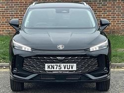 Red New 2025 MG HS Trophy SUV | £25,849 (Super price)