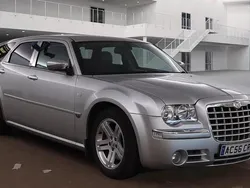 Silver Used 2006 Chrysler 300C Estate | £3,750 (Good price)