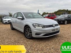 Silver Used 2018 VW Golf VII SE Hatchback | £11,495 (Fair price)