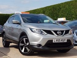 Silver Used 2015 Nissan Qashqai N-TEC SUV | £9,995 (Fair price)