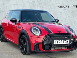 Red Used 2023 Mini Cooper Hatch Hatchback | £22,516 (Fair price)