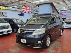 Black Used 2005 Toyota Alphard MPV | £17,995
