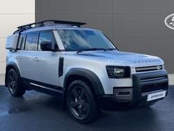 Used 2024 Land Rover Defender HSE Dynamic Estate | £52,020 (Super price)