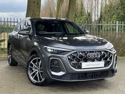 Daytona grey New 2025 Audi Q5 Comfort SUV | £59,990 (Super price)