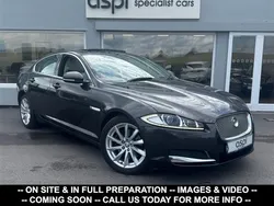 Grey Used 2013 Jaguar XF Premium Luxury Sedan | £9,000 (Expensive)