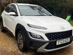 White Used 2022 Hyundai Kona SE SUV | £13,999 (Good price)