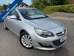 Silver Used 2014 Vauxhall Astra Elite Hatchback | £4,795 (Expensive)