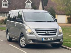 Silver Used 2016 Hyundai I800 SE MPV | £15,250 (Fair price)