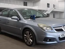 Silver Used 2007 Vauxhall Vectra SRi Hatchback | £995