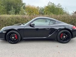Black Used 2010 Porsche Cayman Coupe | £15,900 (Fair price)