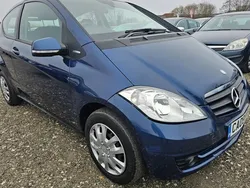 Blue Used 2009 Mercedes A150 Classic Hatchback | £1,785 (Fair price)