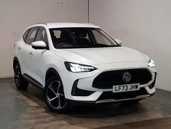 White Used 2023 MG HS SE SUV | £16,498 (Fair price)
