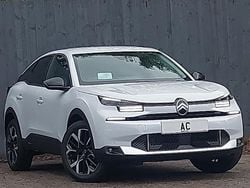 Metallic okenite white New 2025 Citroën C4 Hatchback | £21,998 (Fair price)