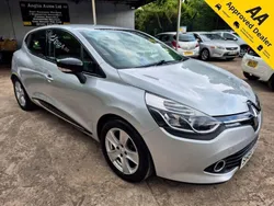 Silver Used 2014 Renault Clio IV Dynamique Hatchback | £4,290 (Good price)