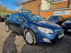 Blue Used 2012 Vauxhall Astra Elite Hatchback | £2,795 (Good price)