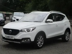 White Used 2018 MG ZS Excite Sedan | £9,500 (Fair price)