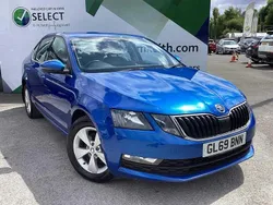 Energy blue Used 2019 Skoda Octavia SE Technology Hatchback | £10,395 (Fair price)