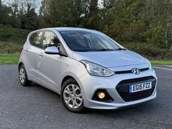 Silver Used 2015 Hyundai i10 SE Hatchback | £5,999 (Fair price)